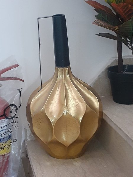 فازة هندي جرة ذهبي واسود