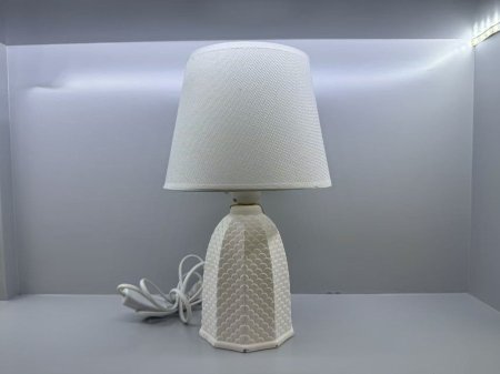 A16-3 table lamp