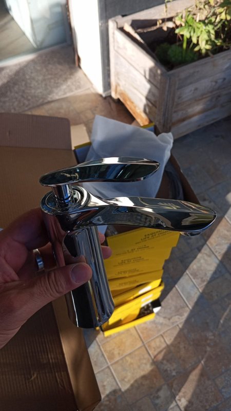 بطارية يد درع قصير  نيجل