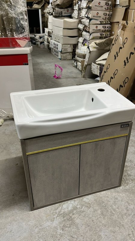 خزانة 50 سم دفات فنير  سيراميك سكني +مرأة مدور 40   سم ذهبي