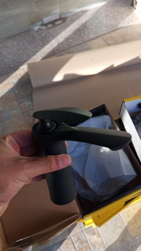 بطارية يد درع قصير  اسود